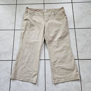 Old Navy Women's Plus Low Waist Khaki Bootcut Pants